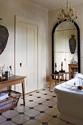 Classic black and white with a stark romanticism. A study in contrasts. Found on brabournefarm.blogspot.com