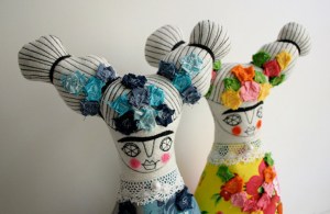 http://www.caracarmina.com/#!portfolio/vstc1=frida-dolls