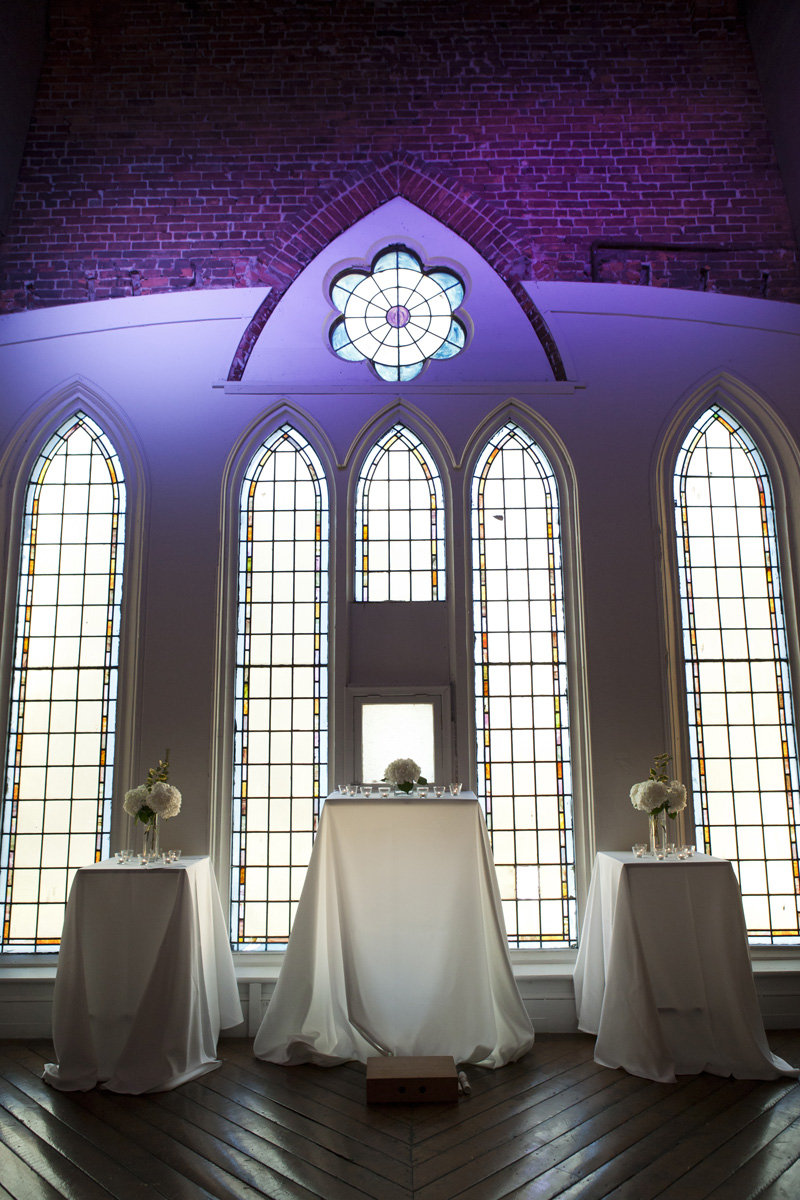 berkeley-church-toronto-wedding-ceremoney-weddin-alter.jpg